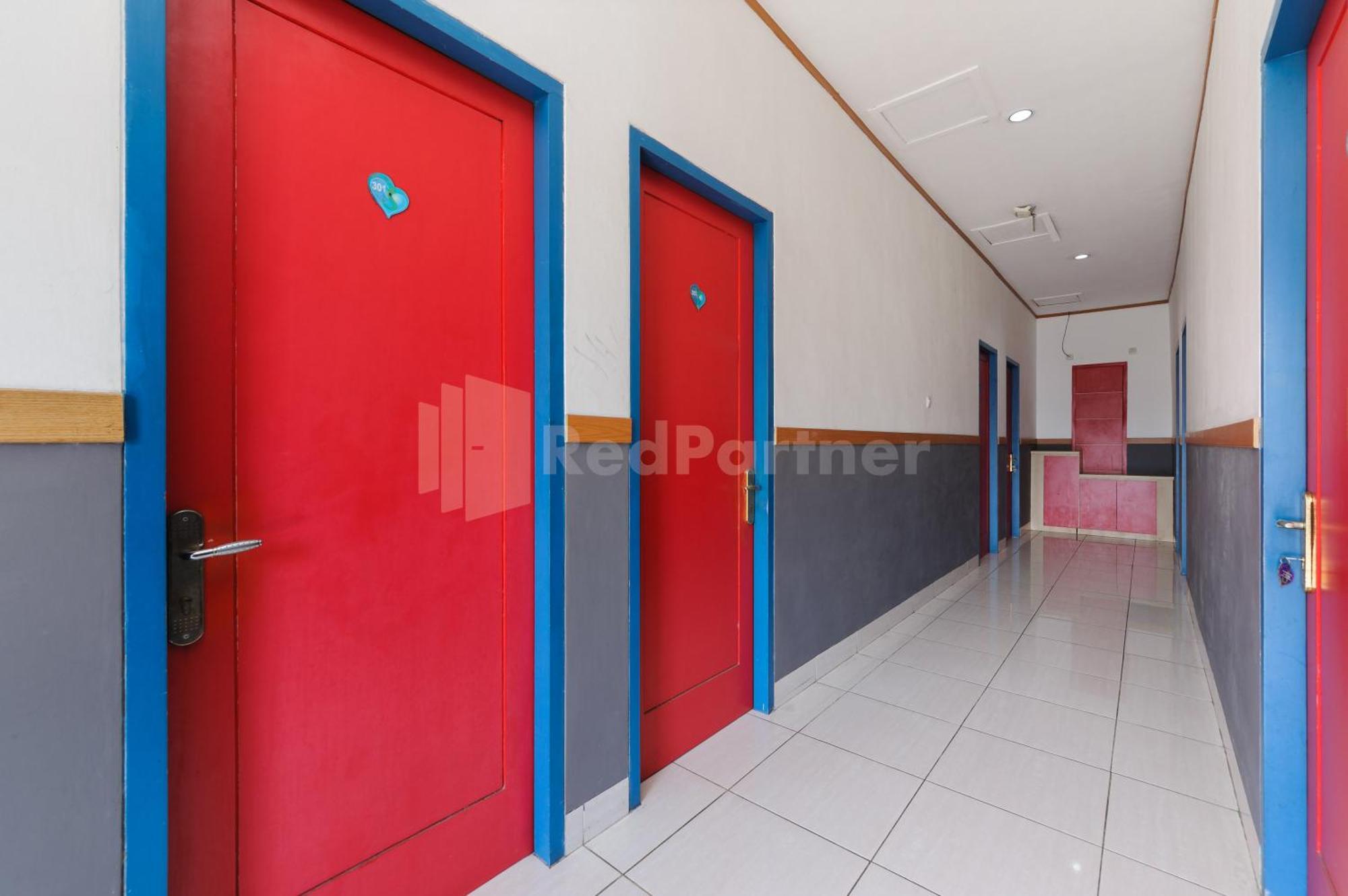 Ian Hotel Jaksa Mitra Reddoorz Jakarta Eksteriør billede