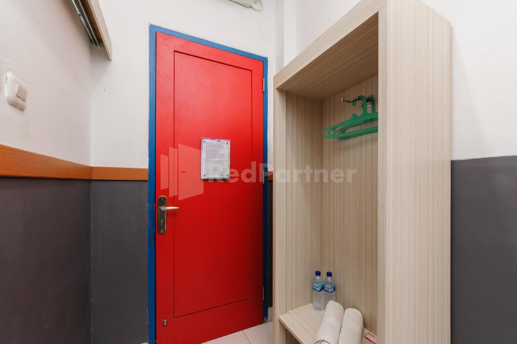 Ian Hotel Jaksa Mitra Reddoorz Jakarta Eksteriør billede