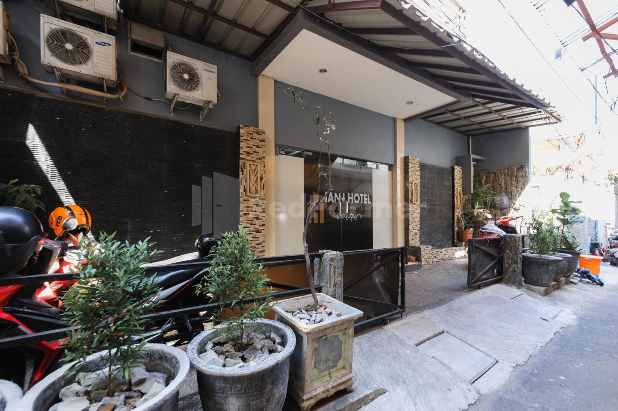 Ian Hotel Jaksa Mitra Reddoorz Jakarta Eksteriør billede